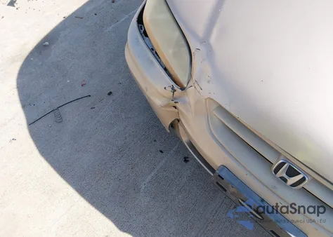 2001 Honda Accord 3.0 Lx z USA, uszkodzony, nr VIN 1HGCG22401A033839